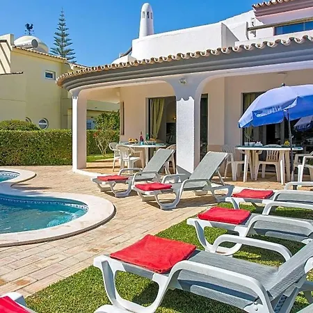 Sleeps 8 With Pool Air Con And Wifi Villa Vilamoura