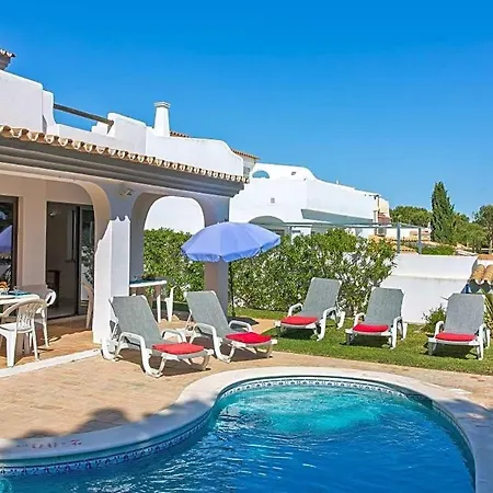 Sleeps 8 With Pool Air Con And Wifi Vilamoura