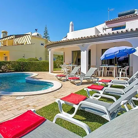 Sleeps 8 With Pool Air Con And Wifi فيلة فيلامورا