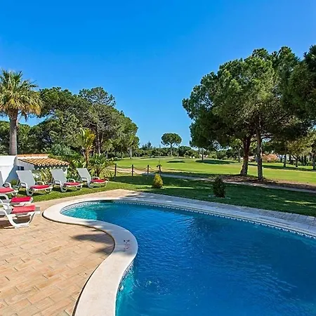 فيلة Sleeps 8 With Pool Air Con And Wifi فيلامورا
